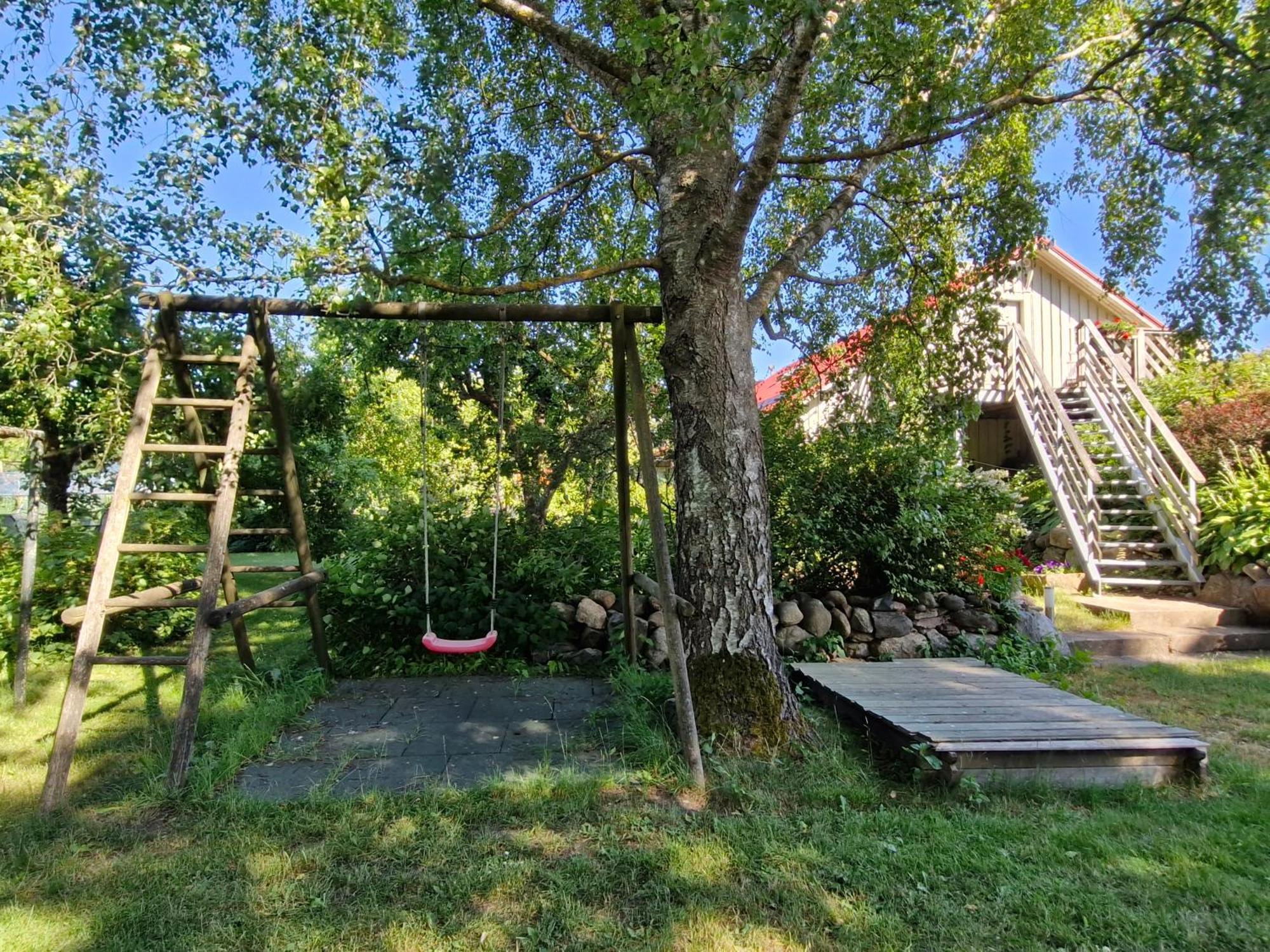 Piibelehe Guest Accommodation Kuressaare Eksteriør bilde