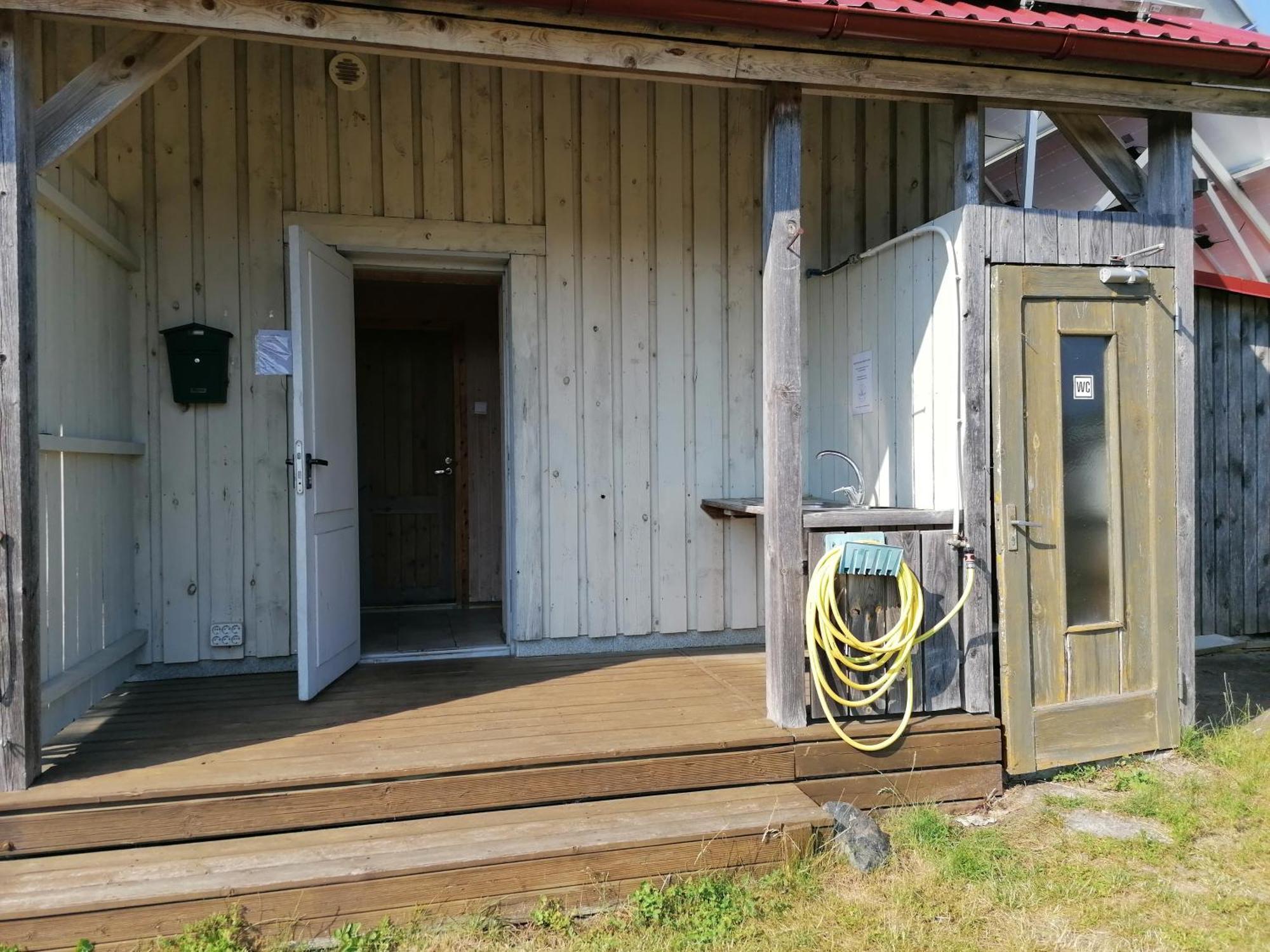 Piibelehe Guest Accommodation Kuressaare Eksteriør bilde