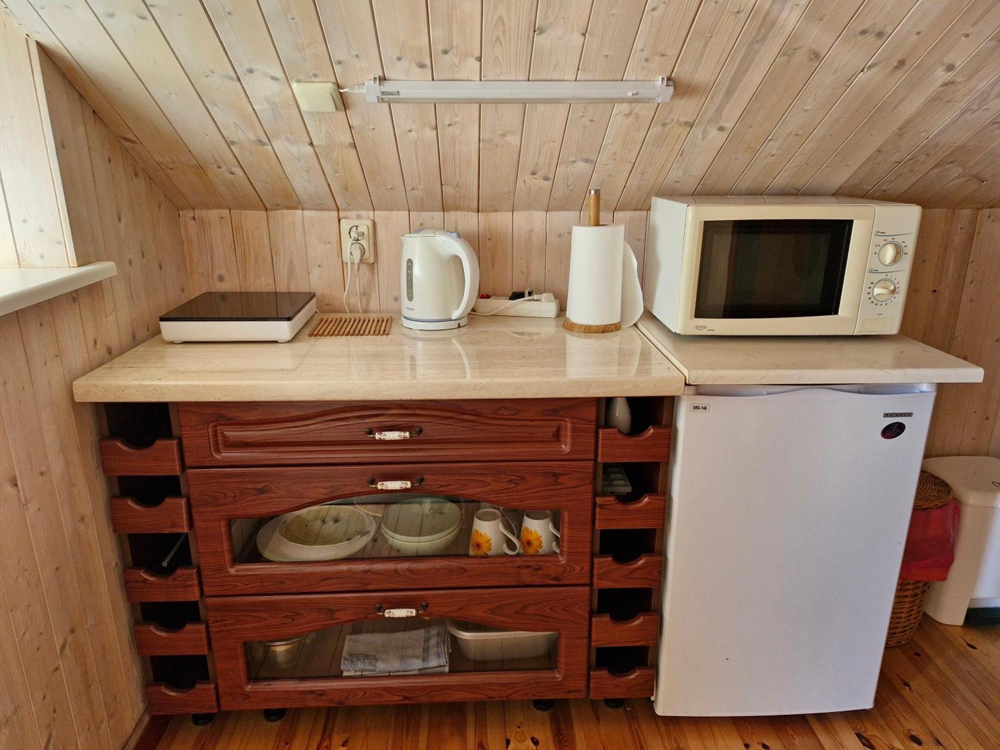 Piibelehe Guest Accommodation Kuressaare Eksteriør bilde