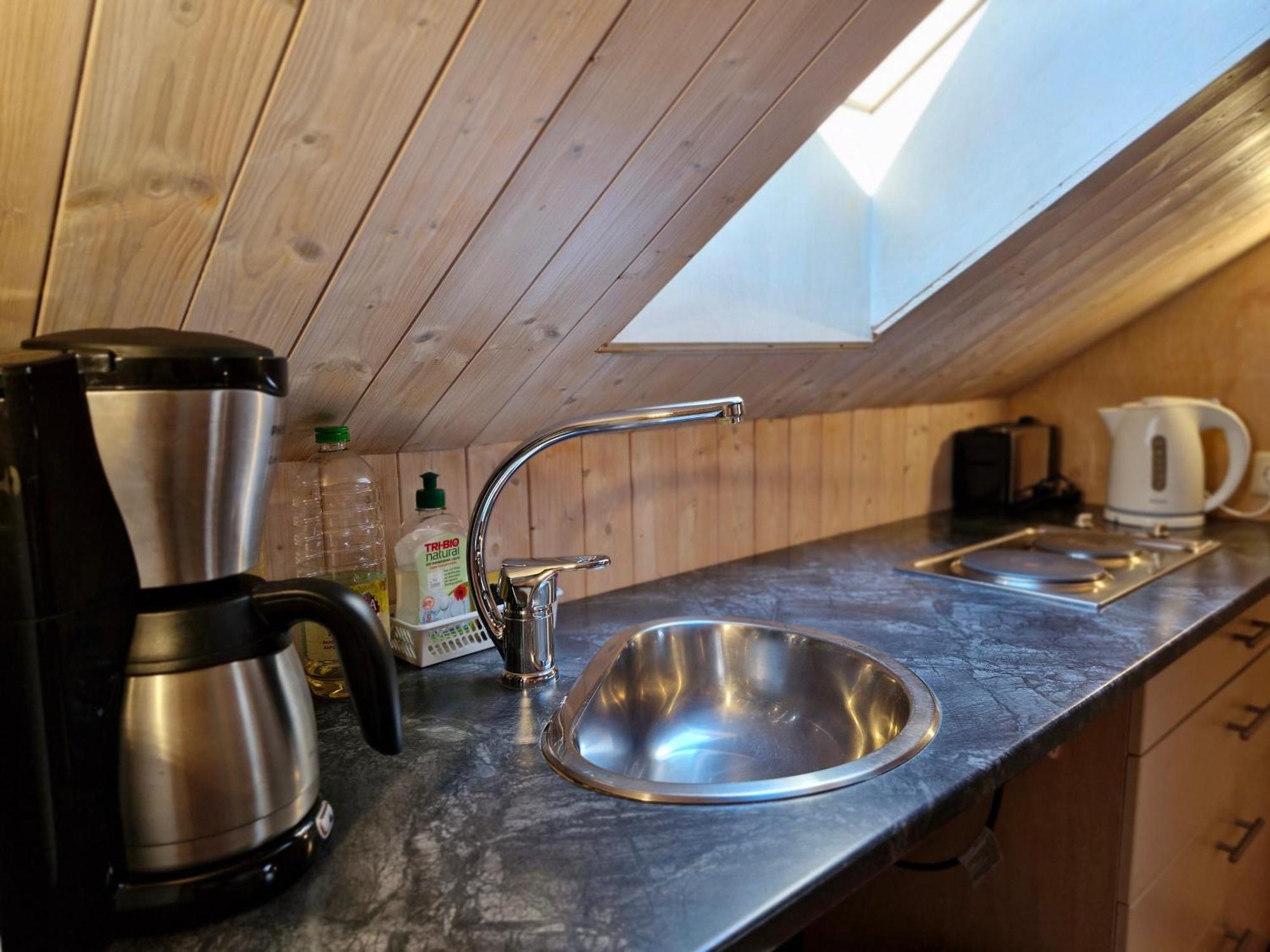 Piibelehe Guest Accommodation Kuressaare Eksteriør bilde