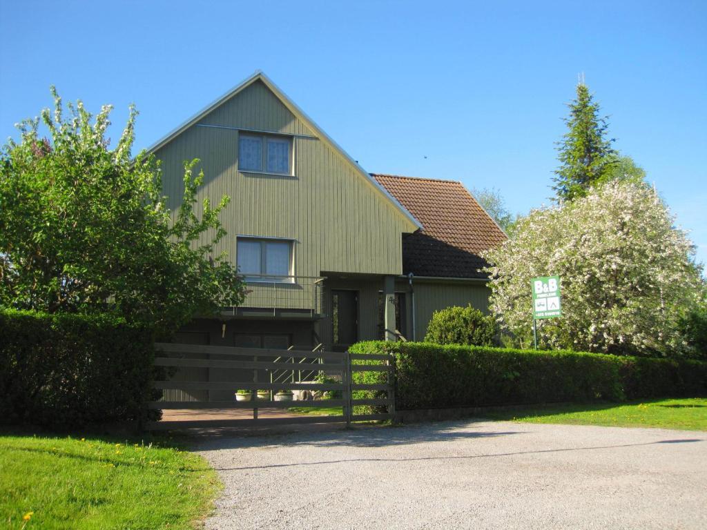 Piibelehe Guest Accommodation Kuressaare Eksteriør bilde
